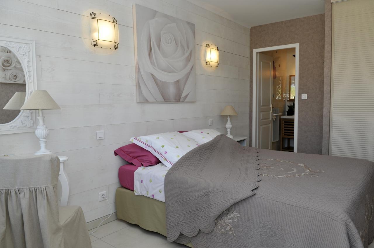 Chambres D'Hotes Les Hauts D'オーディニヨン エクステリア 写真